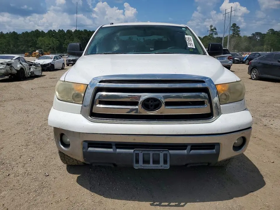 2013 TOYOTA TUNDRA CREWMAX SR5  