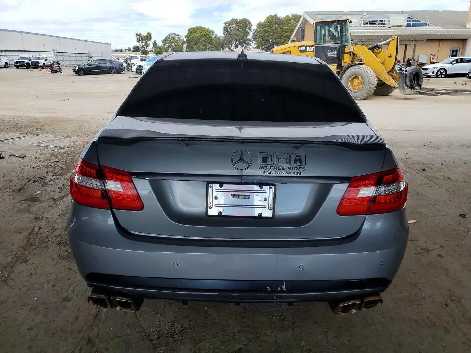 2011 MERCEDES-BENZ E 550  