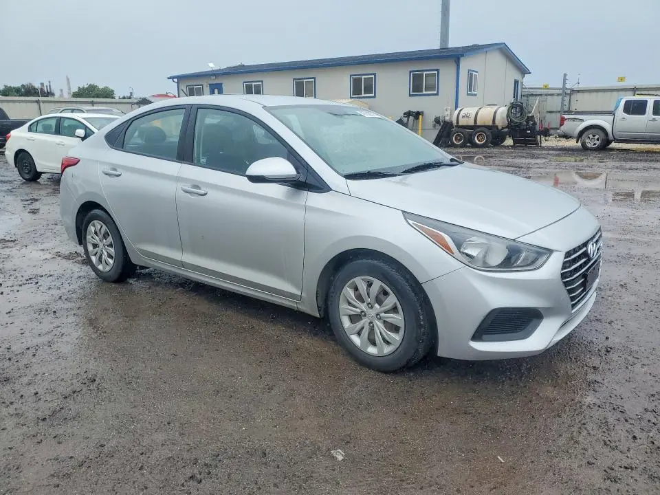 2020 HYUNDAI ACCENT SE  