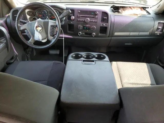 2011 CHEVROLET SILVERADO C1500 LT  