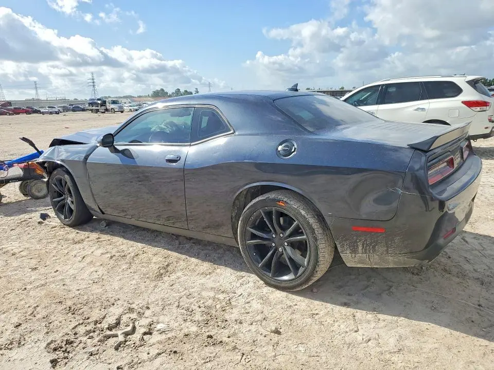 2016 DODGE CHALLENGER SXT  
