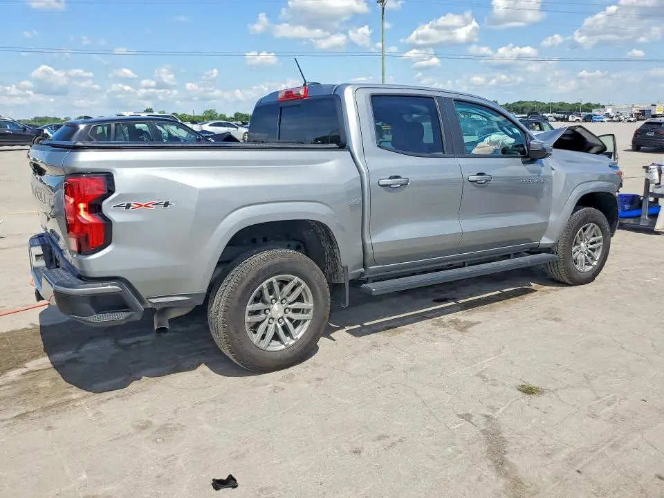 2024 CHEVROLET COLORADO LT  