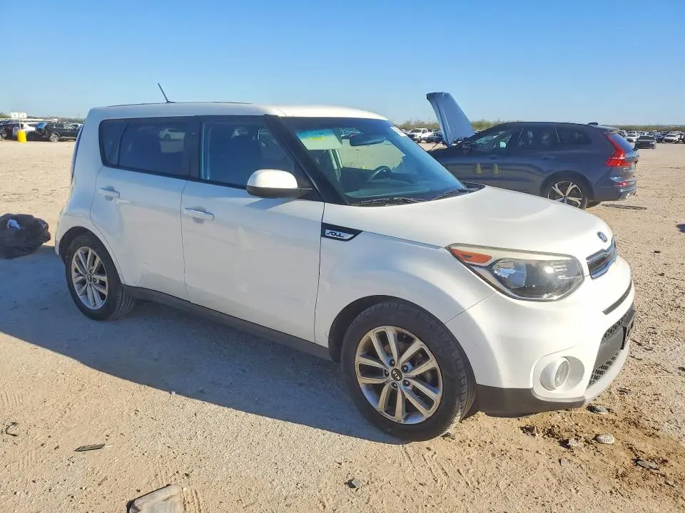 2019 KIA SOUL +  