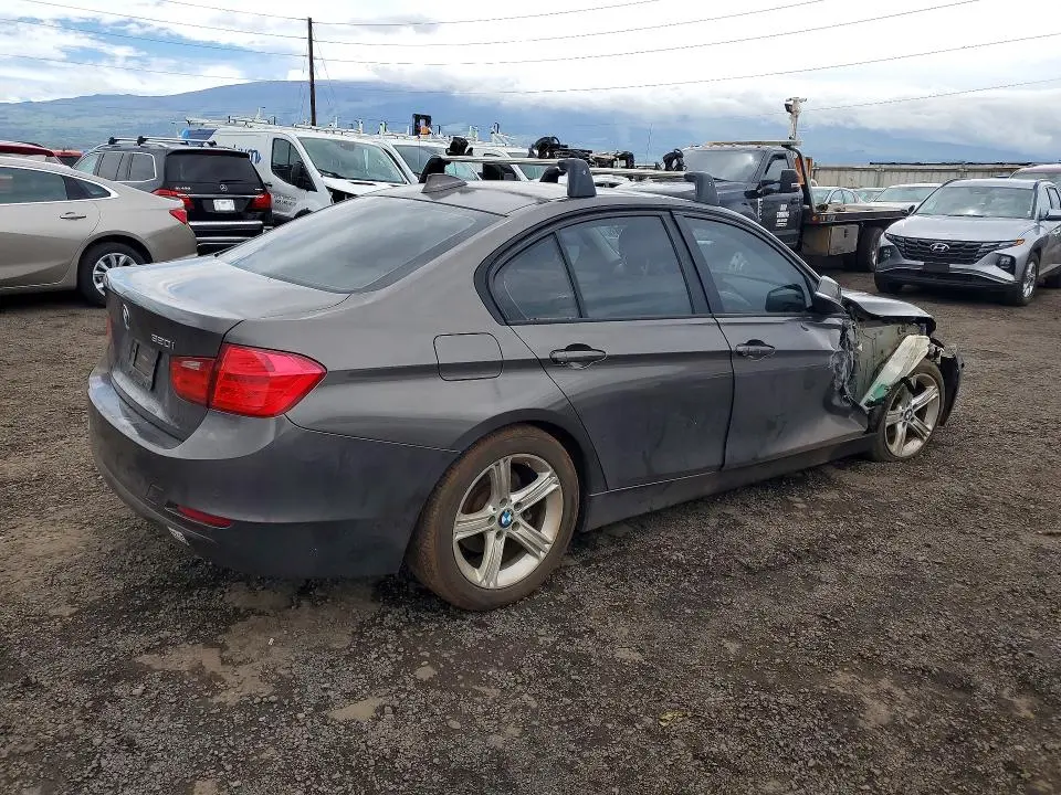 2013 BMW 320 I  