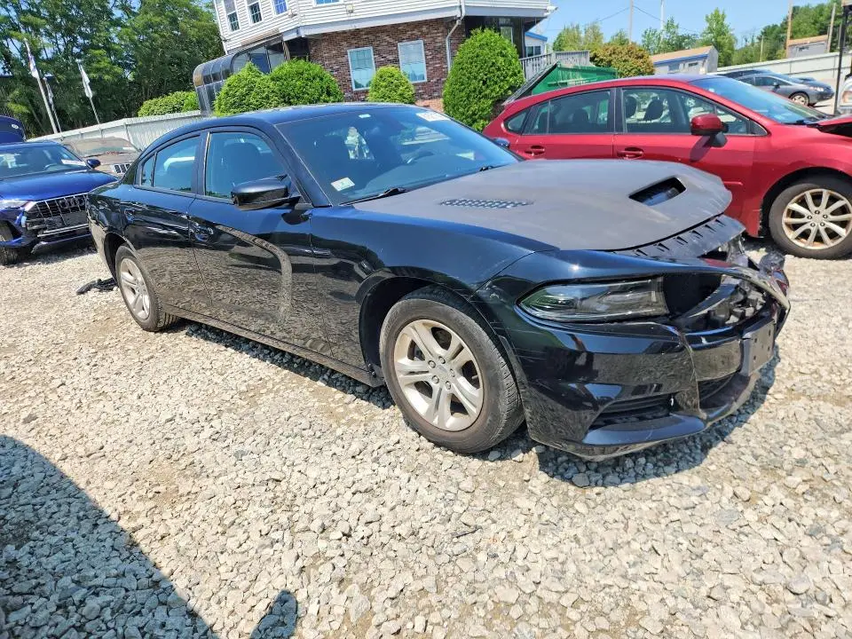 2019 DODGE CHARGER SXT  
