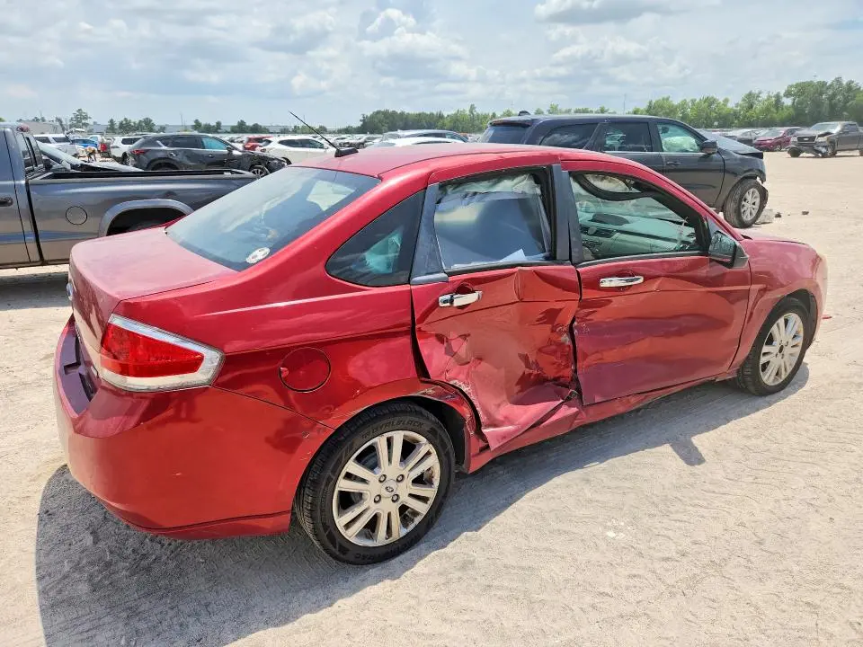 2010 FORD FOCUS SEL  