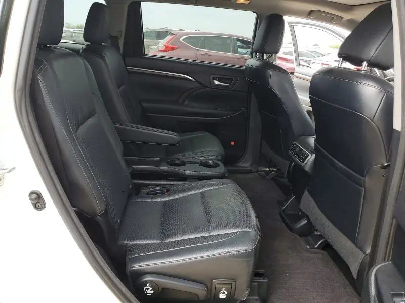 2015 TOYOTA HIGHLANDER LIMITED PLATINUM  