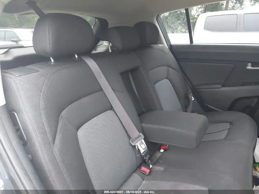 2016 KIA SPORTAGE LX