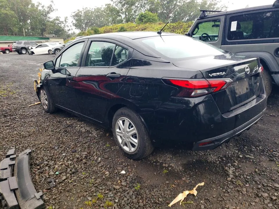 2024 NISSAN VERSA S  