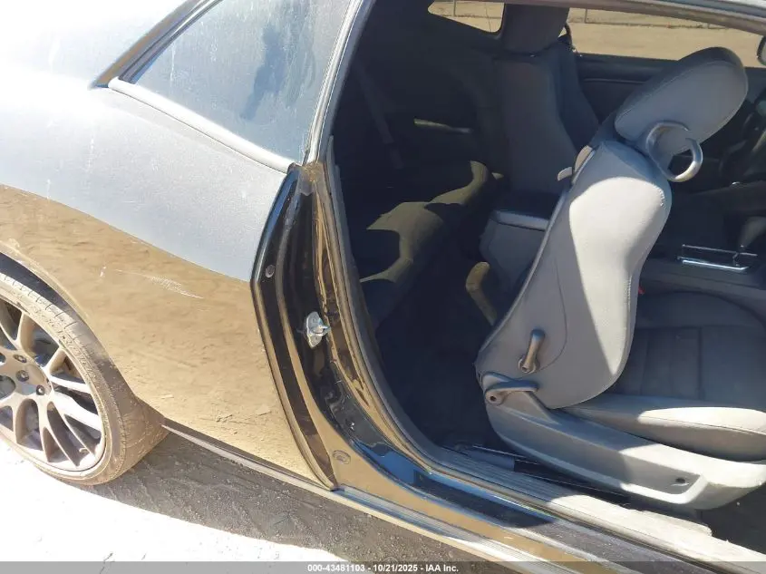 2010 DODGE CHALLENGER SE