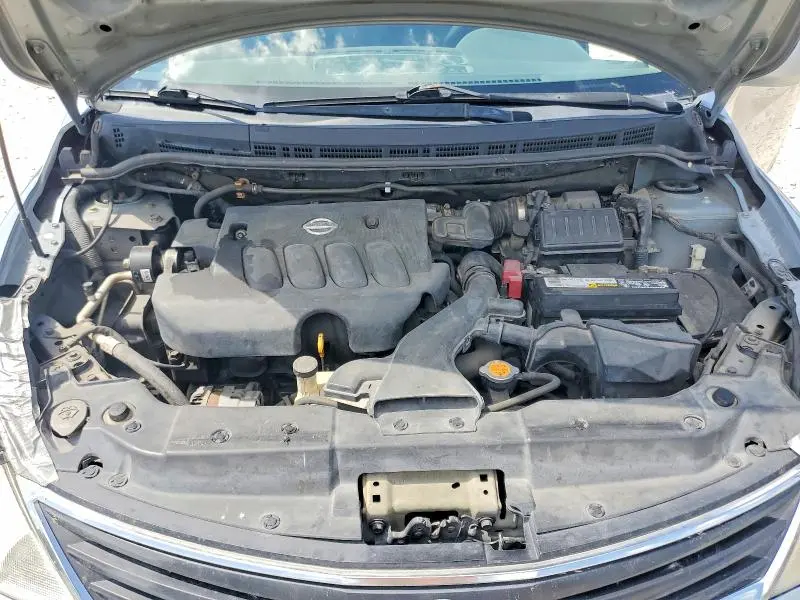 2010 NISSAN VERSA 1.8 S  
