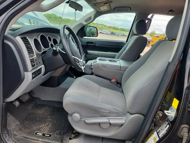 2010 TOYOTA TUNDRA   