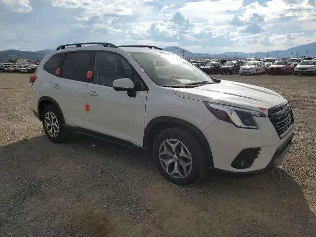 2024 SUBARU FORESTER PREMIUM  