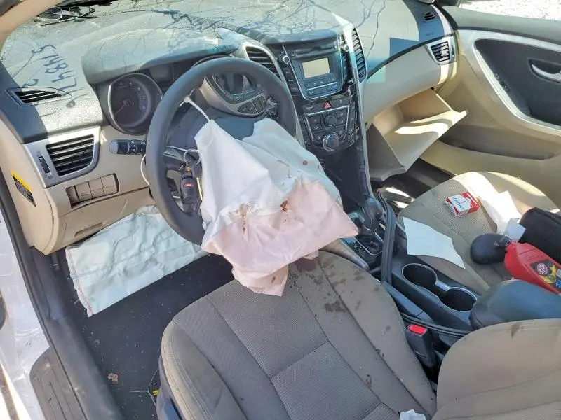2015 HYUNDAI ELANTRA GT BASE  