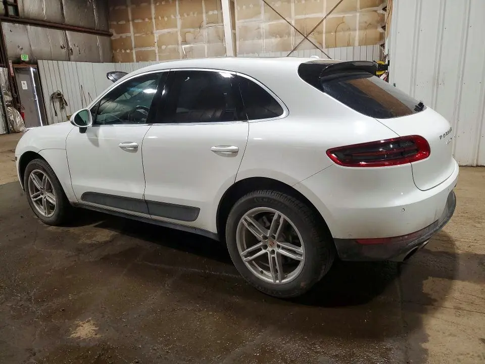 2015 PORSCHE MACAN S  