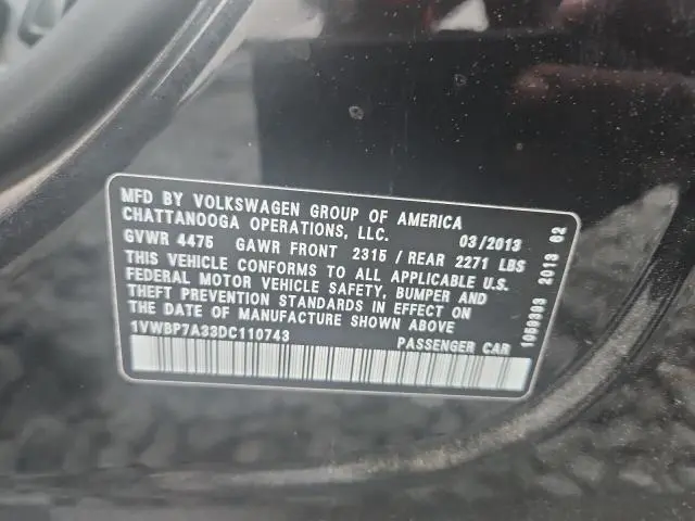 2013 VOLKSWAGEN PASSAT SE  