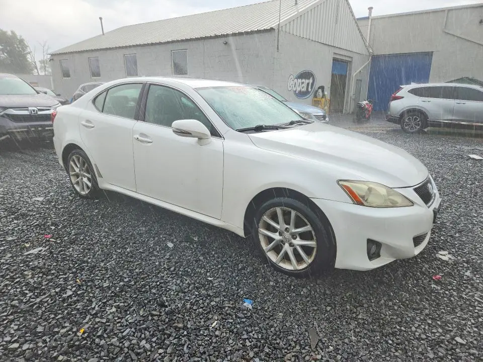 2011 LEXUS IS 250  