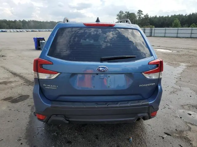 2024 SUBARU FORESTER   