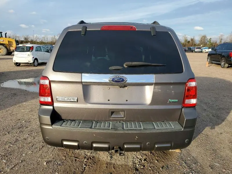 2011 FORD ESCAPE LIMITED  