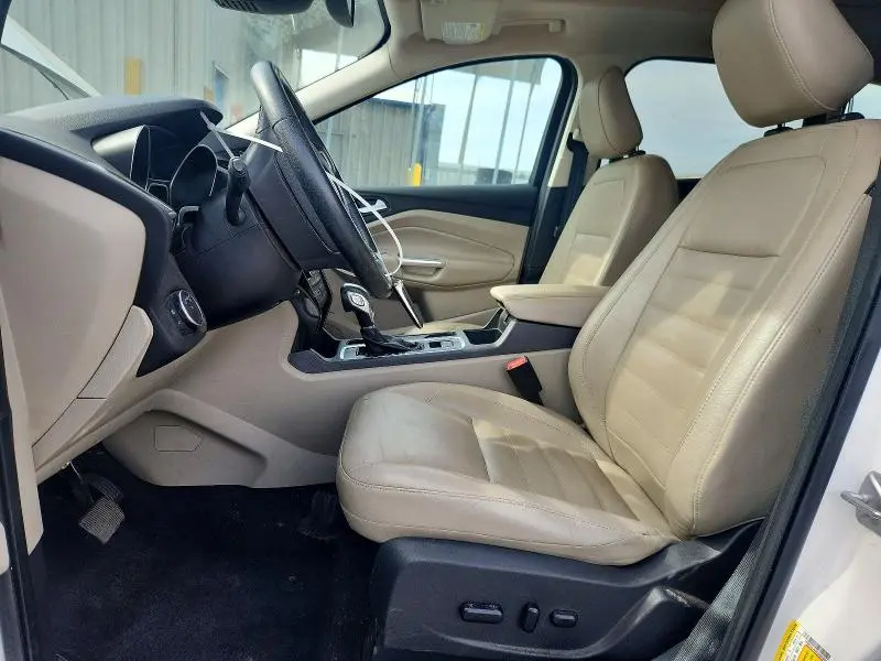 2019 FORD ESCAPE TITANIUM  