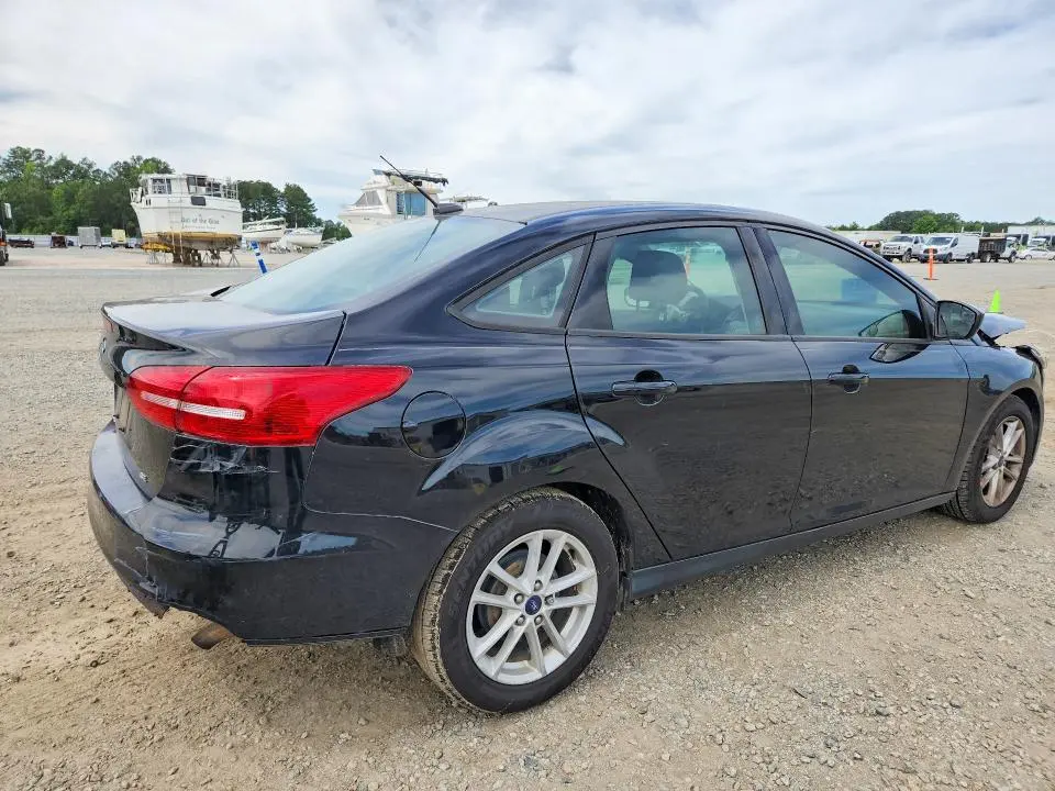 2018 FORD FOCUS SE  