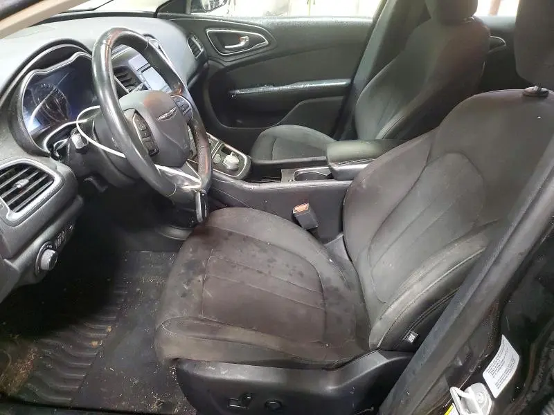 2017 CHRYSLER 200 LX  