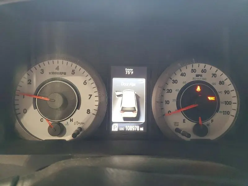 2020 TOYOTA SIENNA SE 8-PASSENGER  