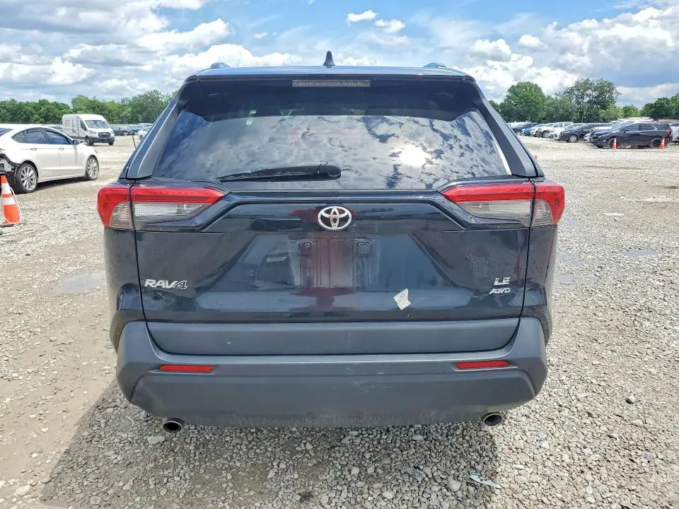 2020 TOYOTA RAV4 LE  