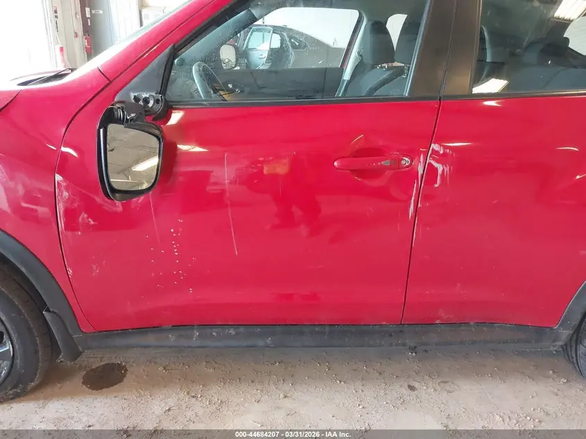 2015 NISSAN JUKE S