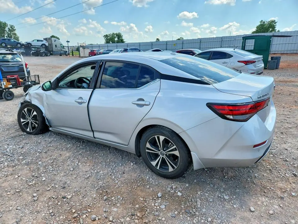 2022 NISSAN SENTRA SV  