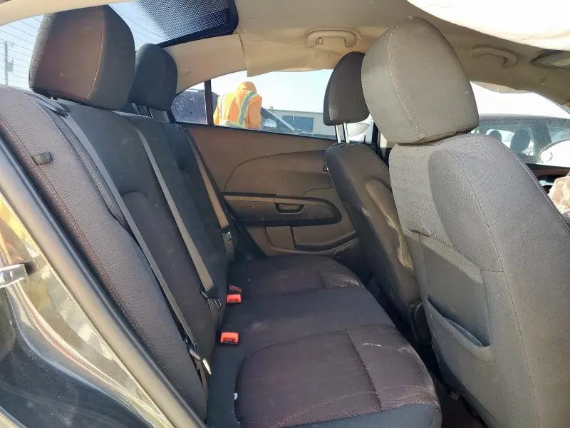 2016 CHEVROLET SONIC LT  