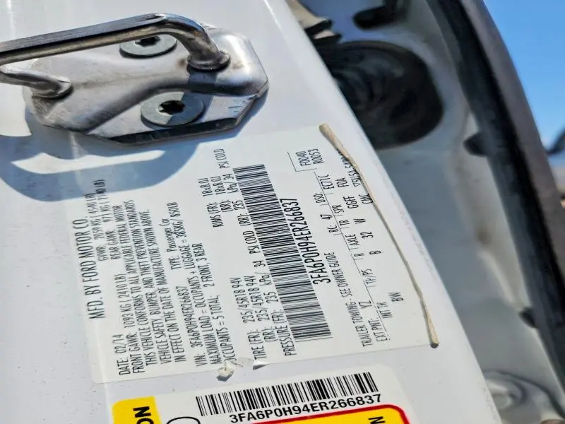 2014 FORD FUSION SE  