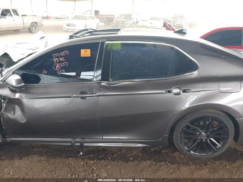 2021 TOYOTA CAMRY XSE