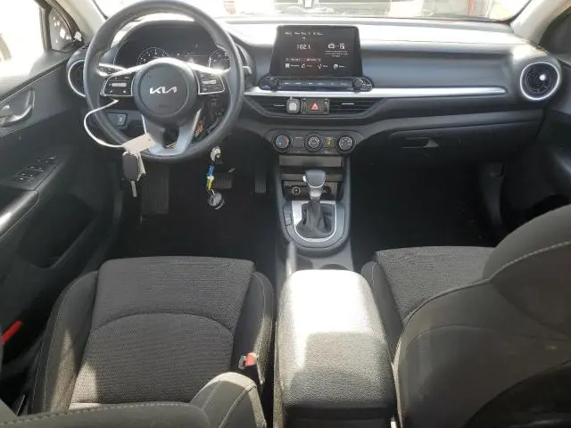 2022 KIA FORTE FE  