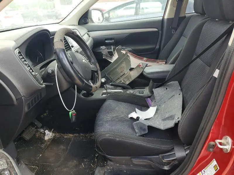 2016 MITSUBISHI OUTLANDER SE  