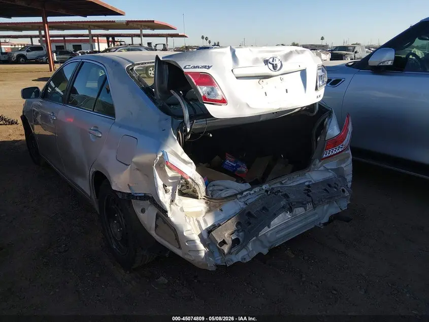 2011 TOYOTA CAMRY LE