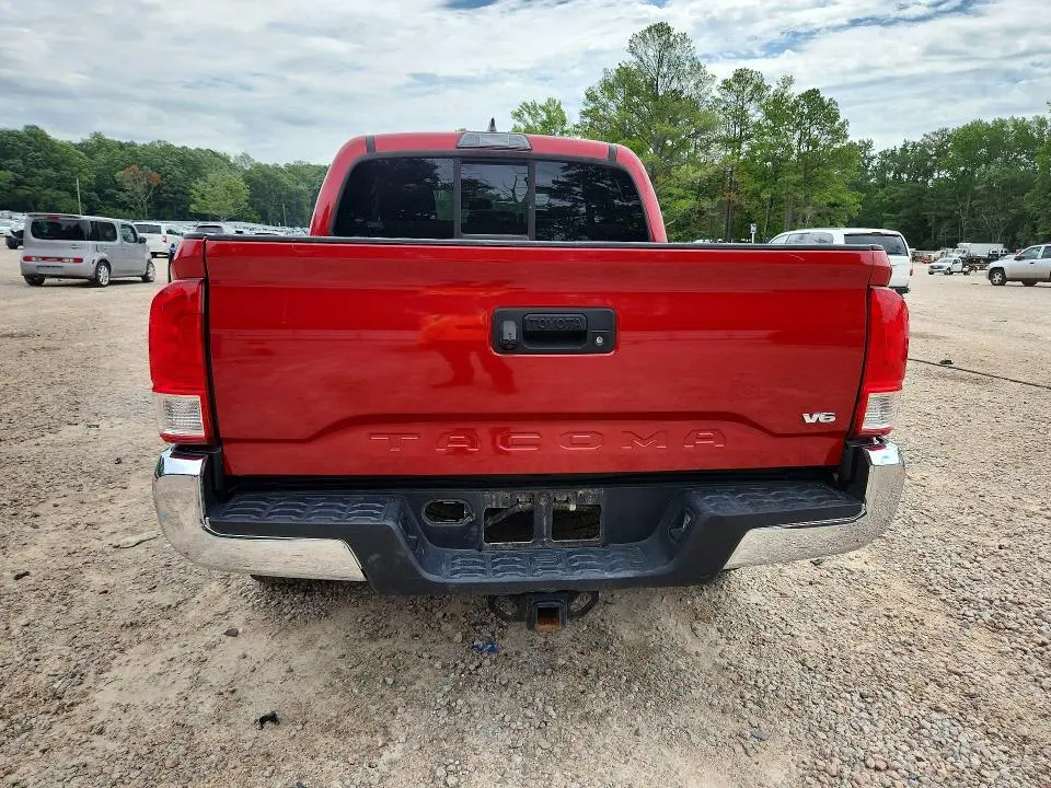 2017 TOYOTA TACOMA SR5 V6  