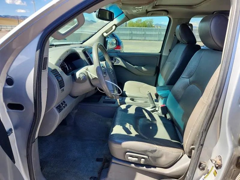 2013 NISSAN FRONTIER S  