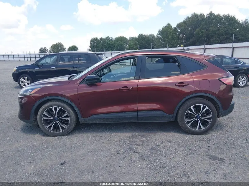 2021 FORD ESCAPE SE