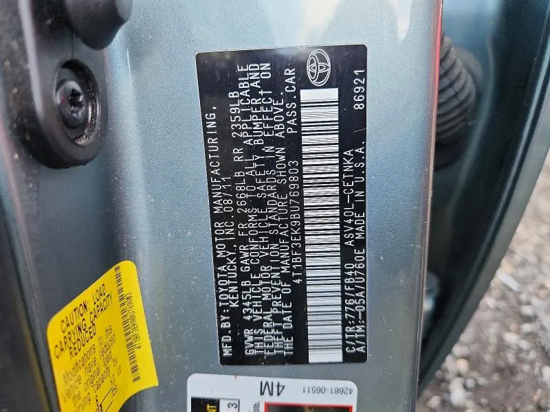 2011 TOYOTA CAMRY LE  