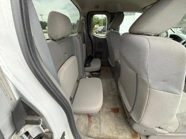 2016 NISSAN FRONTIER S  