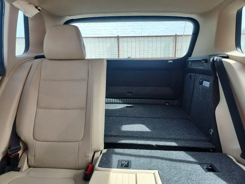 2013 VOLKSWAGEN TIGUAN S  