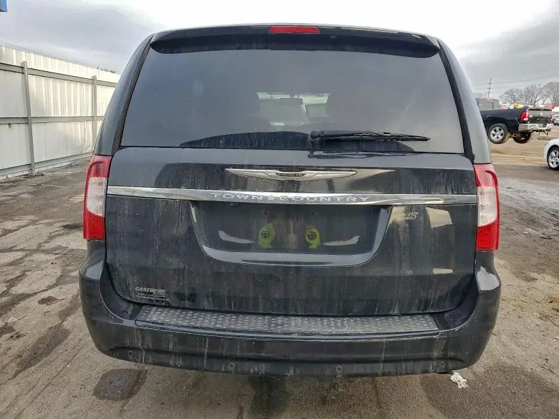 2014 CHRYSLER TOWN & COUNTRY S  