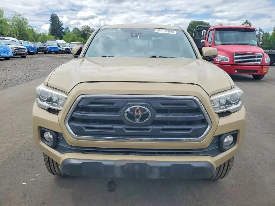 2018 TOYOTA TACOMA SR5 V6  