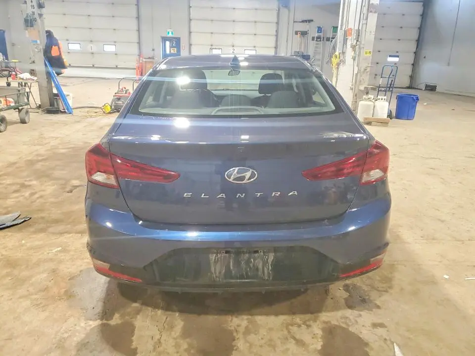 2019 HYUNDAI ELANTRA SE  