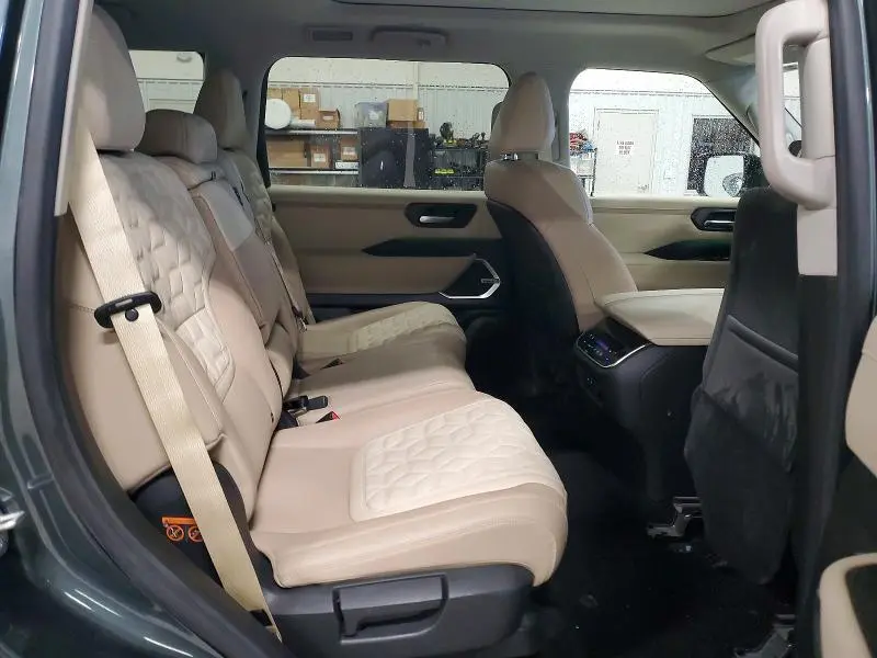 2025 NISSAN ARMADA PLATINUM  