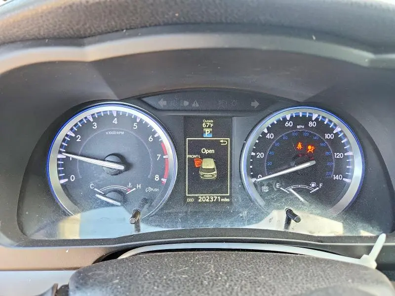 2014 TOYOTA HIGHLANDER XLE  