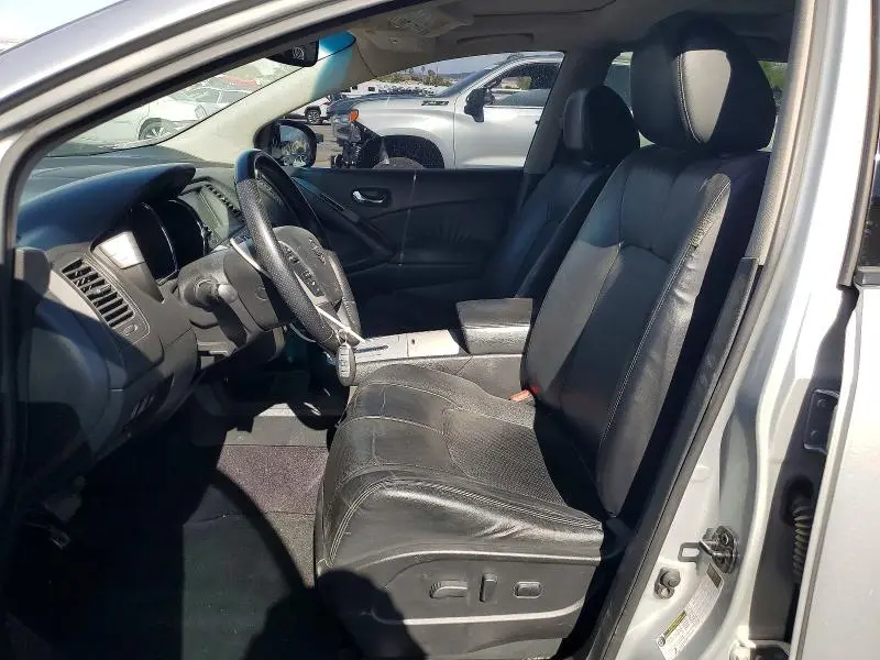 2010 NISSAN MURANO S  