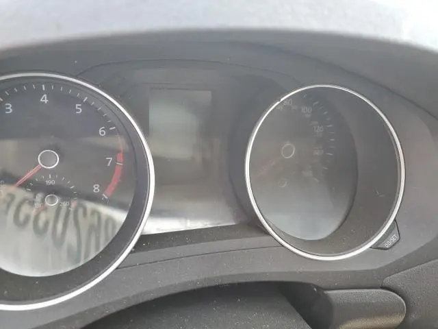 2017 VOLKSWAGEN JETTA SE  