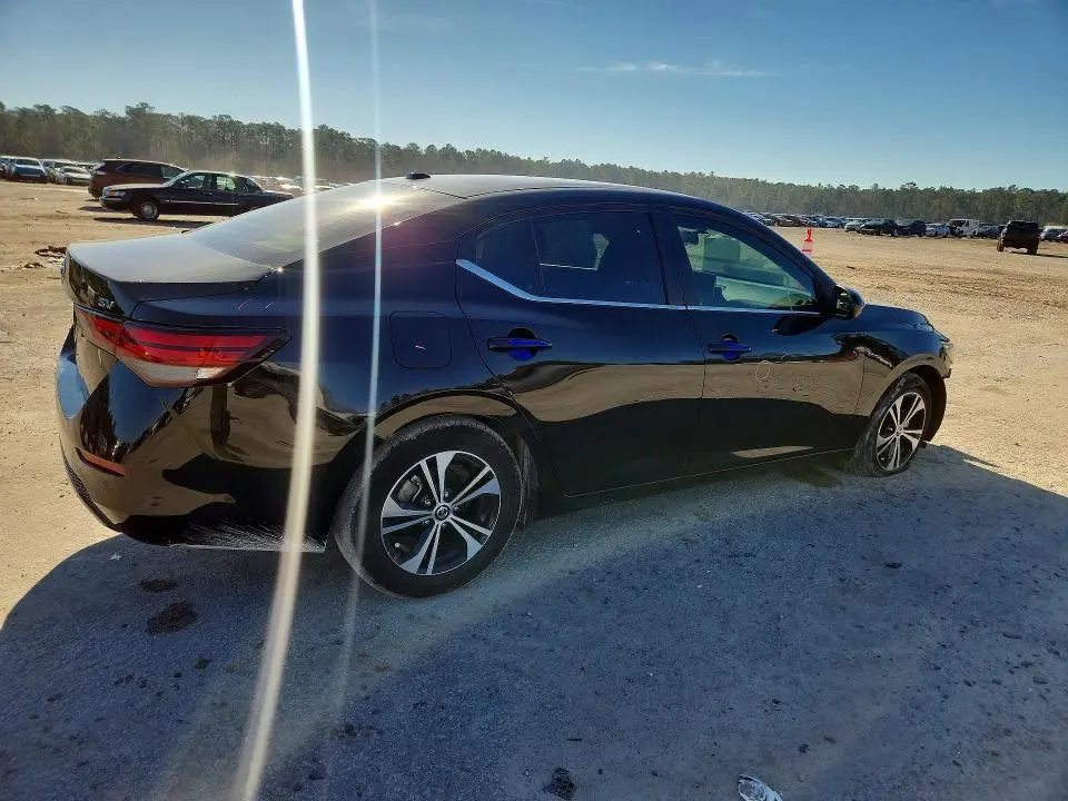 2022 NISSAN SENTRA SV  